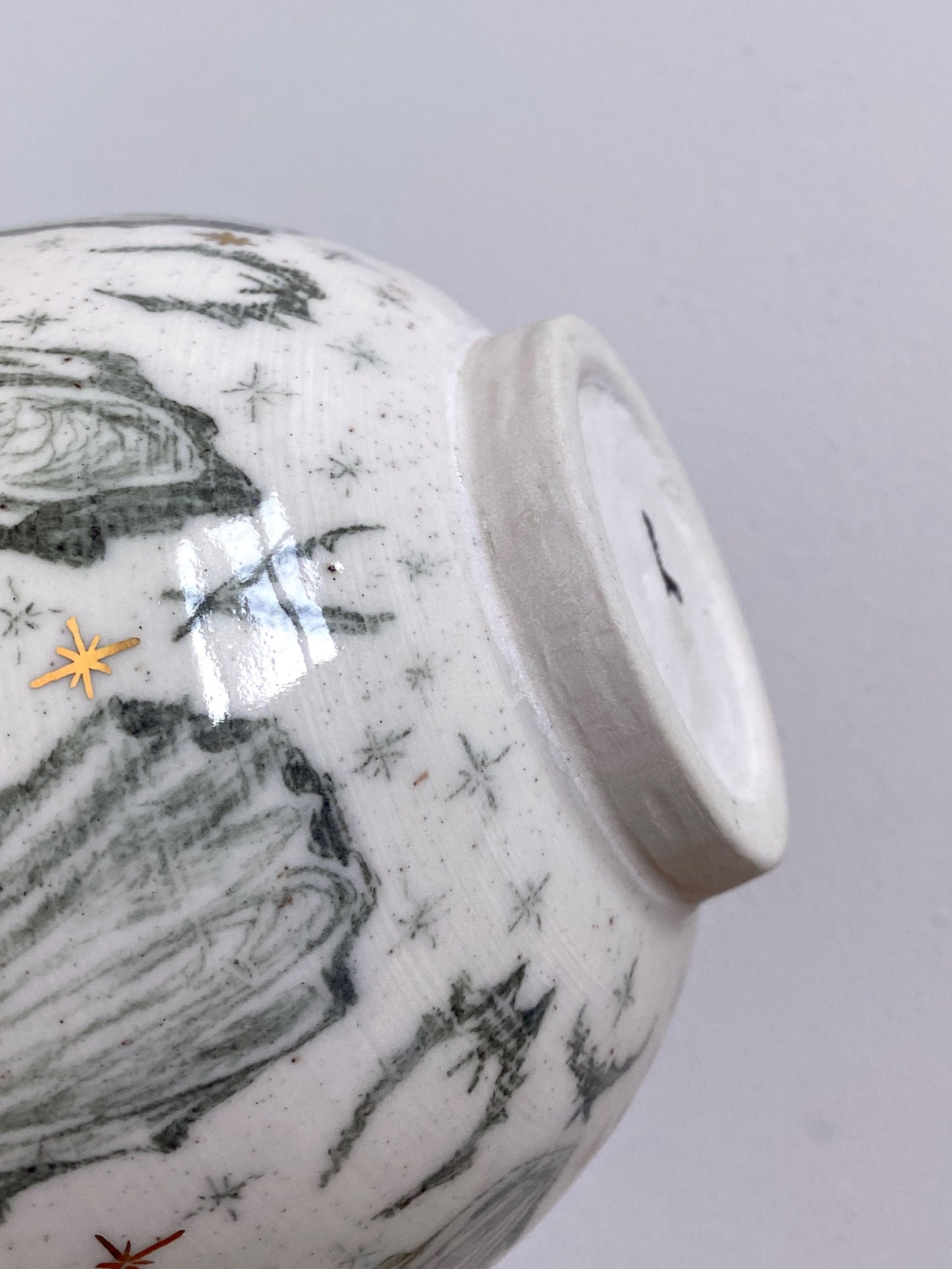 Medium Haunted Bowl