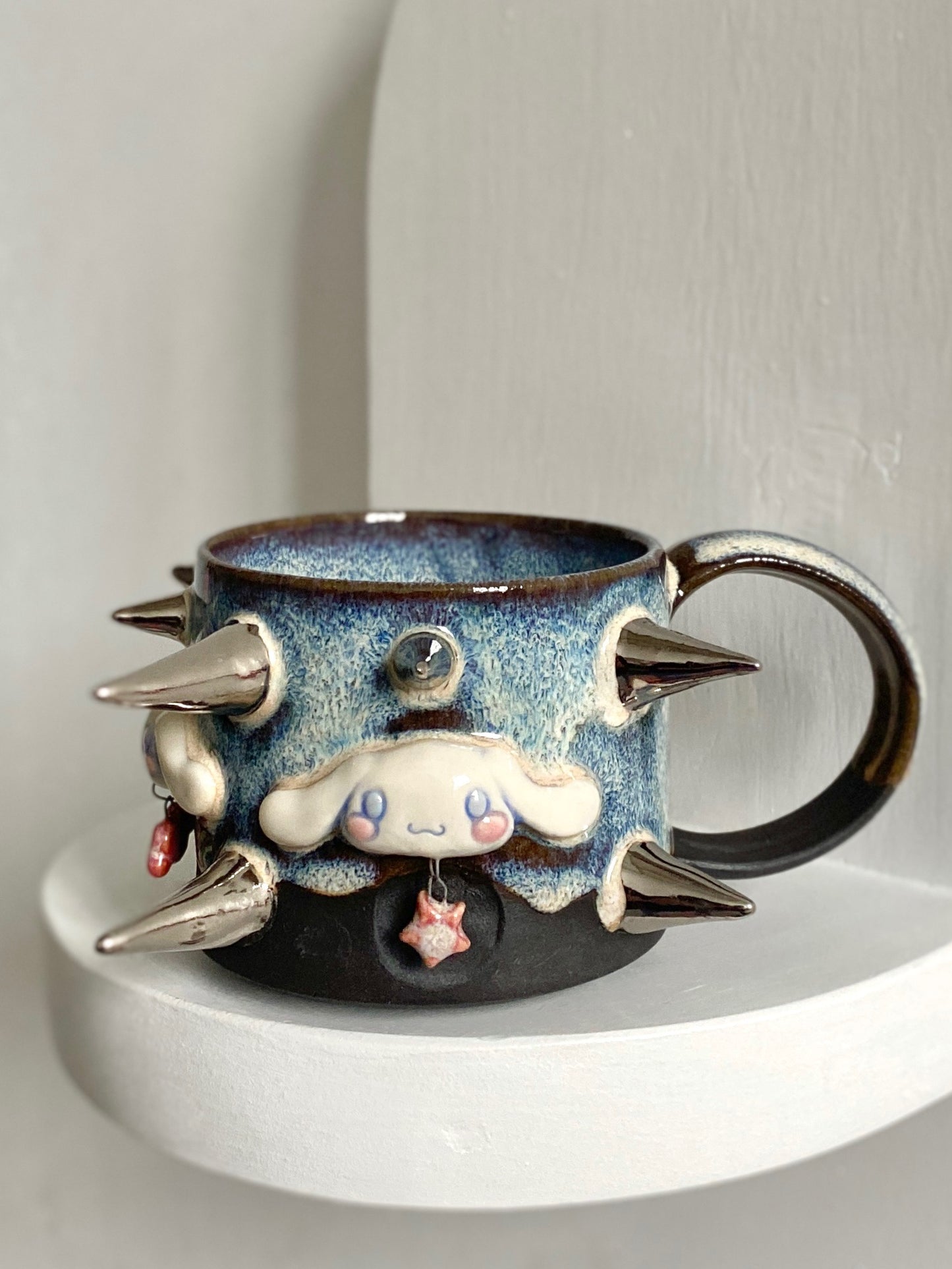 *SECOND* Cinnamon Roll Charms Mug